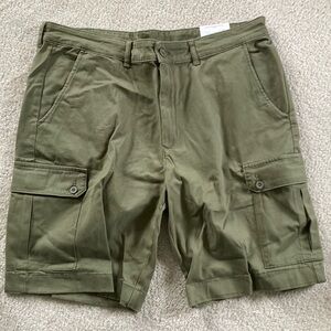 Olive Green Men's Cargo Shorts
